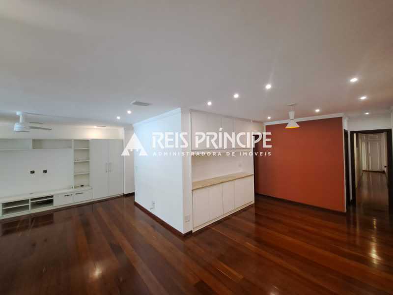 Conheça WhatsApp Image 2026-05-13 at 1 do imóvel - EXCELENTE APARTAMENTO 3 QUARTOS, SENDO 1 SUÍTE PARA ALUGAR NO JARDIM OCEÂNICO - AP3366 - 7 WhatsApp Image 2026-05-13 at 1 - 7