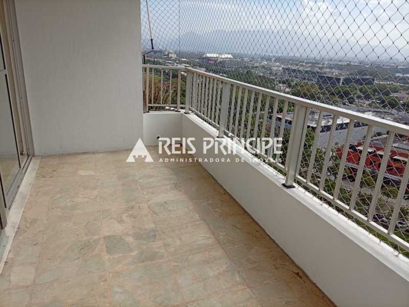 Conheça WhatsApp Image 2026-05-28 at 2 do imóvel - ÓTIMO APARTAMENTO 2 QUARTOS, SENDO 1 SUÍTE PARA ALUGAR NA BARRA DA TIJUCA | ROSA DOS MARES - AP3380 - 3 WhatsApp Image 2026-05-28 at 2 - 3