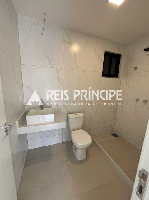 Conheça WhatsApp Image 2026-08-03 at 1 do imóvel - EXCELENTE CASA TRIPLEX COM 3 SUÍTES PARA VENDA EM VARGEM PEQUENA - CA0752 - 20 WhatsApp Image 2026-08-03 at 1 - 20