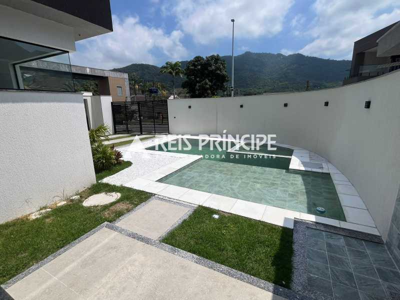 Conheça WhatsApp Image 2026-08-03 at 1 do imóvel - EXCELENTE CASA TRIPLEX COM 3 SUÍTES PARA VENDA EM VARGEM PEQUENA - CA0752 - 8 WhatsApp Image 2026-08-03 at 1 - 8