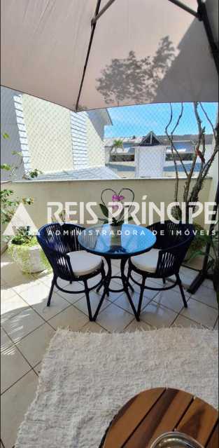Conheça WhatsApp Image 2026-08-27 at 1 do imóvel - APARTAMENTO DUPLEX COM 3 SUÍTES PARA VENDA EM VARGEM PEQUENA | CASAS VOGUE - AP3462 - 8 WhatsApp Image 2026-08-27 at 1 - 8
