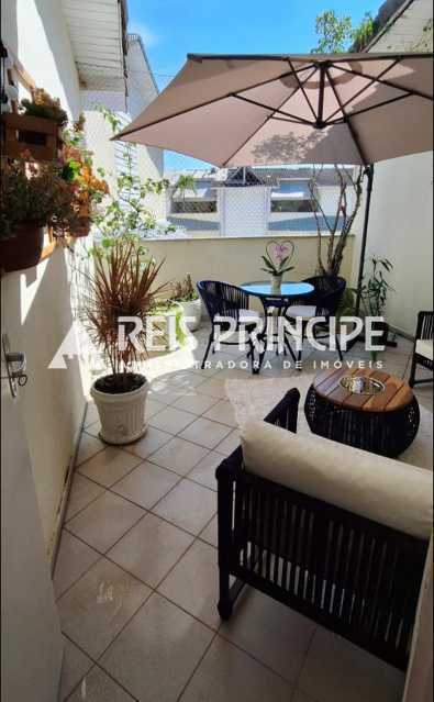 Conheça WhatsApp Image 2026-08-27 at 1 do imóvel - APARTAMENTO DUPLEX COM 3 SUÍTES PARA VENDA EM VARGEM PEQUENA | CASAS VOGUE - AP3462 - 9 WhatsApp Image 2026-08-27 at 1 - 9