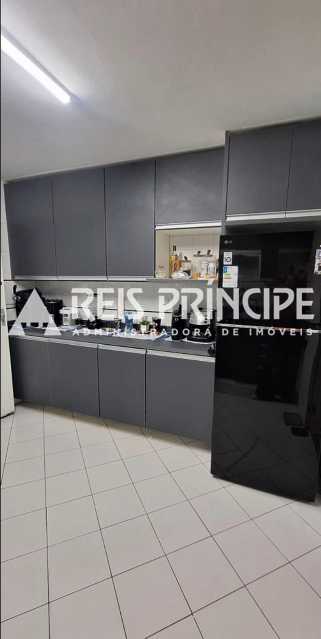 Conheça WhatsApp Image 2026-08-27 at 1 do imóvel - APARTAMENTO DUPLEX COM 3 SUÍTES PARA VENDA EM VARGEM PEQUENA | CASAS VOGUE - AP3462 - 11 WhatsApp Image 2026-08-27 at 1 - 11