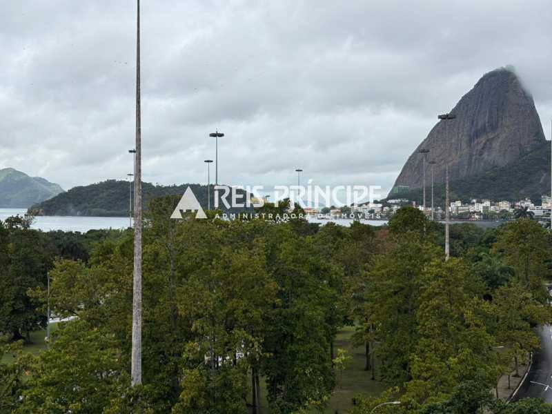 Conheça WhatsApp Image 2026-08-28 at 1 do imóvel - ÓTIMO APARTAMENTO 4 QUARTOS, SENDO 2 SUÍTES PARA VENDA NO FLAMENGO - AP3463 - 18 WhatsApp Image 2026-08-28 at 1 - 18