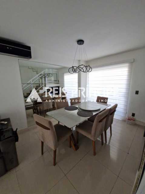 Conheça WhatsApp Image 2026-09-01 at 1 do imóvel - ÓTIMA CASA TRIPLEX 4 QUARTOS, SENDO 3 SUÍTES PARA VENDA NO RECREIO DOS BANDEIRANTES - CA0758 - 12 WhatsApp Image 2026-09-01 at 1 - 12