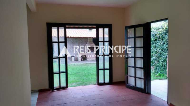Conheça WhatsApp Image 2026-09-03 at 1 do imóvel - ÓTIMA CASA TRIPLEX 3 QUARTOS, SENDO 2 SUÍTE PARA VENDA EM VARGEM PEQUENA - CA0761 - 7 WhatsApp Image 2026-09-03 at 1 - 7