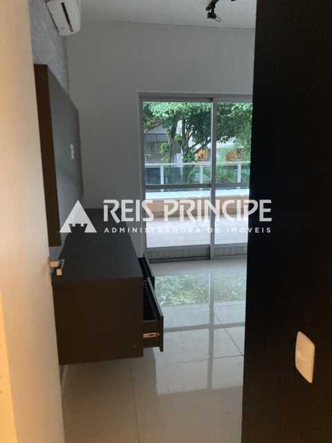 Conheça WhatsApp Image 2026-09-29 at 1 do imóvel - ÓTIMO APARTAMENTO DE 3 QUARTOS , SENDO UMA SUÍTE PARA ALUGAR OU VENDER NO JARDIM OCEÂNICO - AP5770 - 9 WhatsApp Image 2026-09-29 at 1 - 9