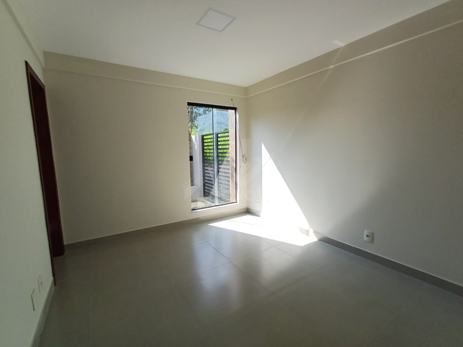 Conheça sala de entrada tem suite 4 do imóvel - Casa em Condomínio 4 quartos à venda Ubatiba, Maricá - R$ 1.500.000 - CA1244 - 11 sala de entrada tem suite 4 - 11