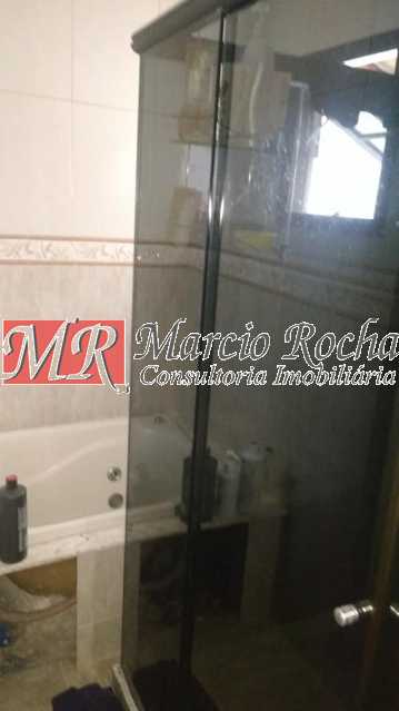 Conheça 36318561_776636195872388_56079 do imóvel - Valqueire casa quintal 4 quartos 3 suítes 2vgs piscina - VLCN40014 - 11 36318561_776636195872388_56079 - 11