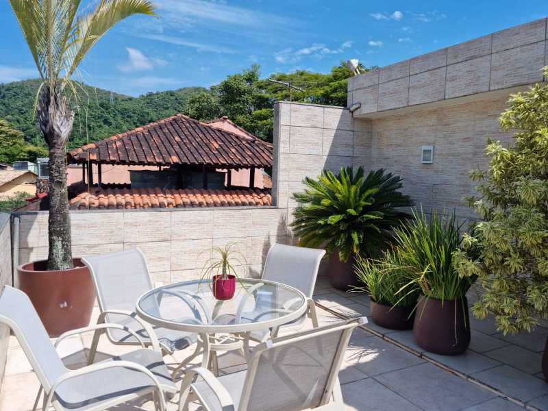Conheça WhatsApp Image 2025-02-26 at 1 do imóvel - Valqueire luxo casa 4 qts suíte terraço piscina 3 vgs - VLCN40019 - 12 WhatsApp Image 2025-02-26 at 1 - 12
