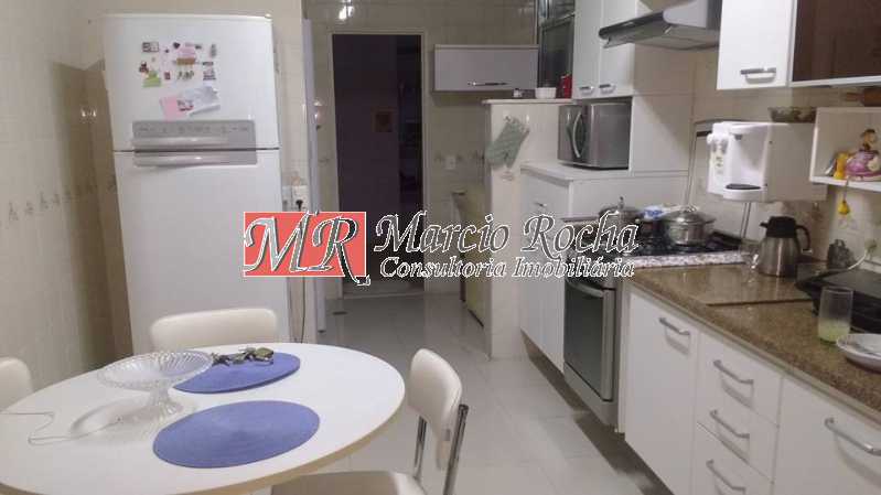 Conheça 28276349_716355315233810_84952 do imóvel - Valqueire sala 2 com varanda dependência 1 vaga - VLAP20194 - 11 28276349_716355315233810_84952 - 11