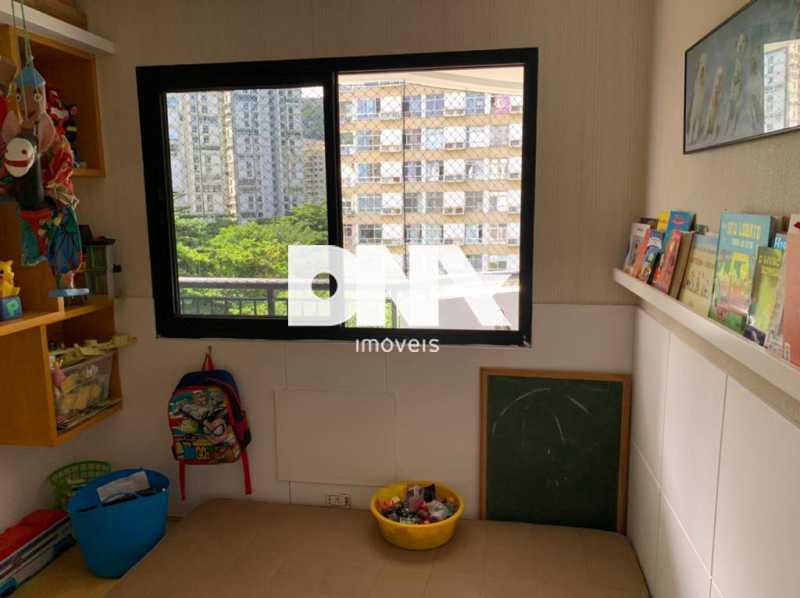 86869_G1650492042 - 9