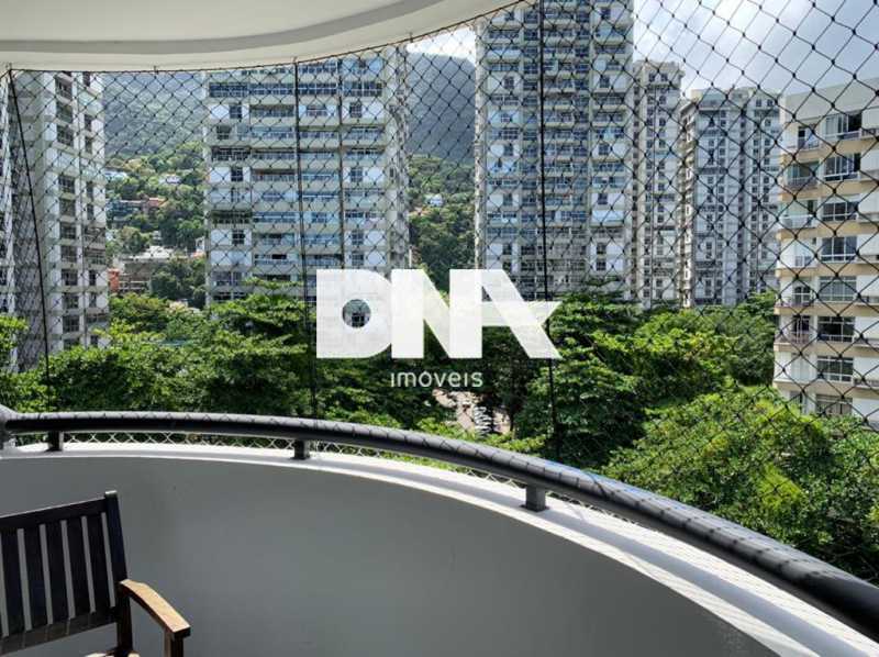 86869_G1650492082 - 25