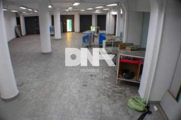 Ótima localização - Invista no sucesso do seu negócio! Prédio comercial de 3 pavimentos no Largo da Carioca, em frente ao BNDS e Petrobrás. - NTPR00027