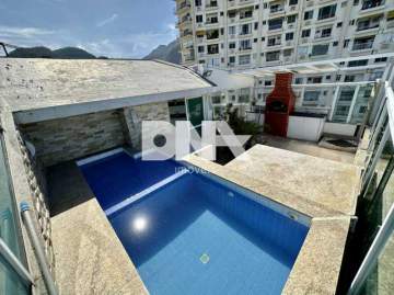Cobertura frente mar na Avenida Pepe, Barra da Tijuca - NIAP22392