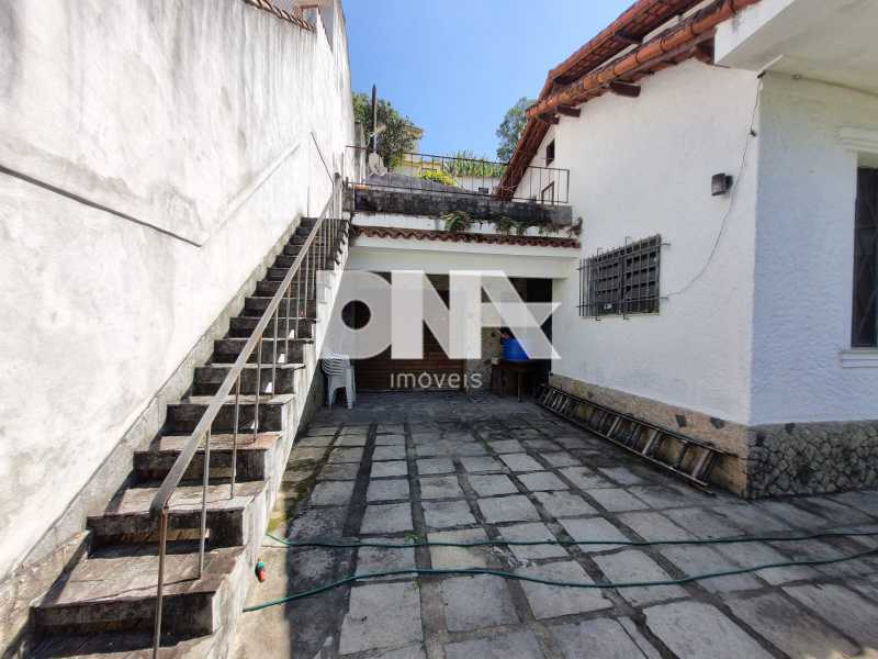 Garagem e acesso ao Terraço. - 25