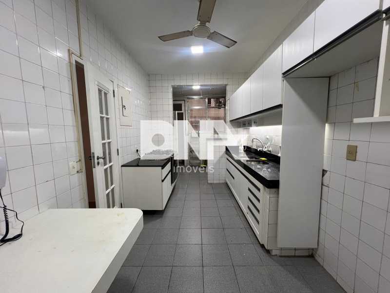 902BFBEF-22E4-4EEA-8B86-1745EF - 22