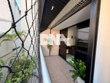 Ótima localização - Apartamento 2 quartos a venda com vaga e varanda - FLAP20172