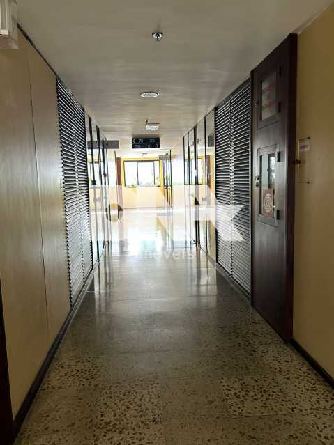 Corredor - área comum - 18