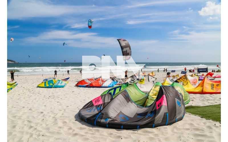 4 PRAIA - 4