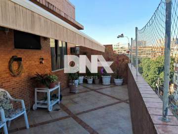 IMPONENTE e ELEGANTE Cobertura - LINEAR na TIJUCA - NTAP32841