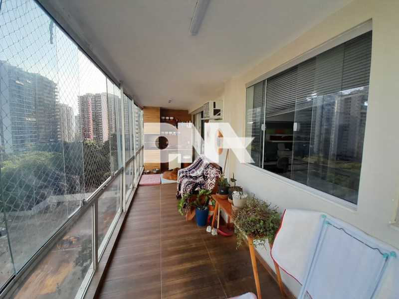 d9c21804-146a-44d7-b4a4-e0451a - 4