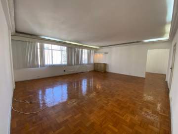 Ótima localização - Apartamento no posto 6 de Copacabana - NSAP40919