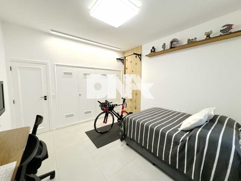 Quarto - 11