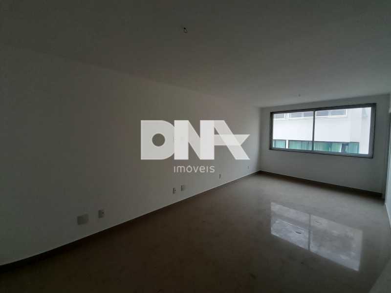 16b8d657-63d9-4180-a621-15dd1b - 8