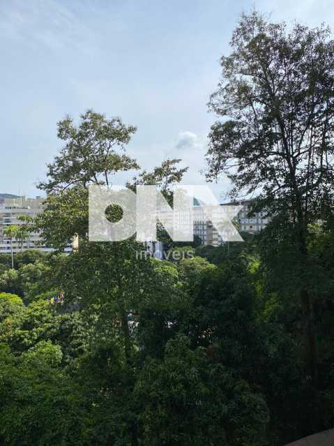 c4422a0a-0142-40f9-9edf-7b2c50 - 10