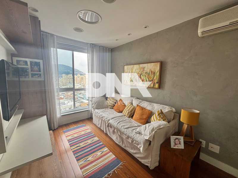 SALA DE TV / QUARTO REVERSÍVEL - 12