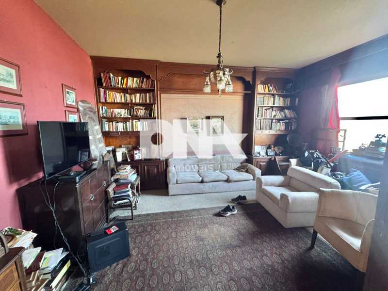 f2b3d79e-977a-490c-ad69-e506be - 18