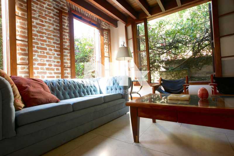 WhatsApp Image 2025-04-16 at 1 - 8