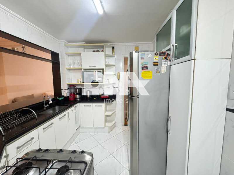 ad7401b4-1c4a-427c-9789-b12c20 - 13