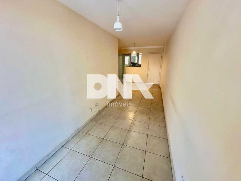 Conheça Sala de tv do imóvel - Excelente quarto e sala com dep., varanda e vaga! - NBAP12517 - 9 Sala de tv - 9