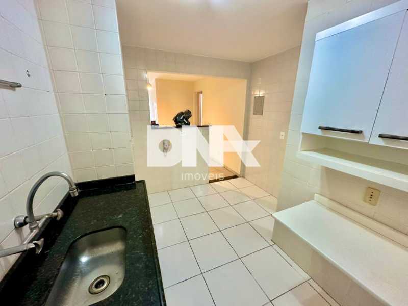 Conheça Cozinha do imóvel - Excelente quarto e sala com dep., varanda e vaga! - NBAP12517 - 17 Cozinha - 17