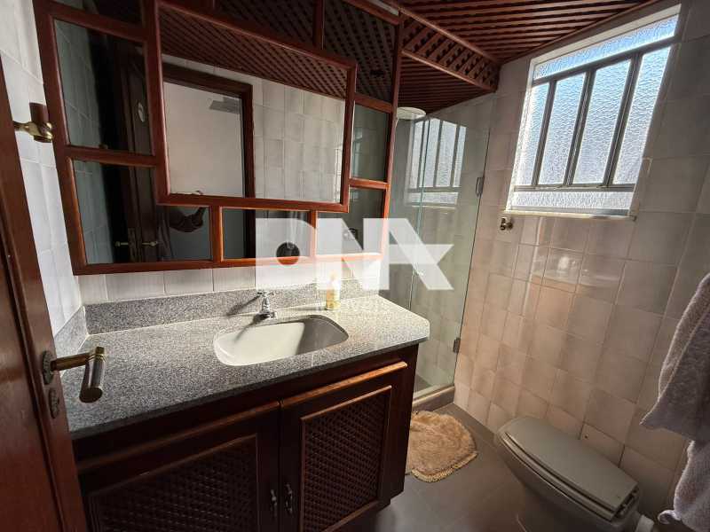 66a676a6-4e0c-482d-a9cd-0a8a37 - 5