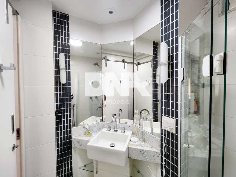 Banheiro social - 18