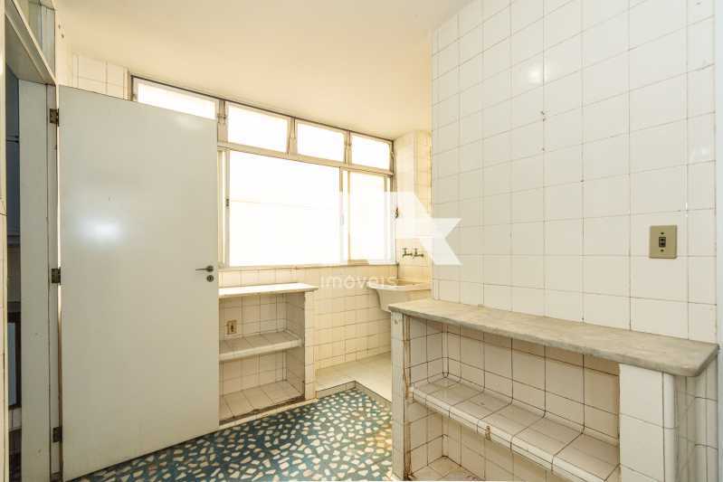 ÁREA DE SERVIÇO - 26