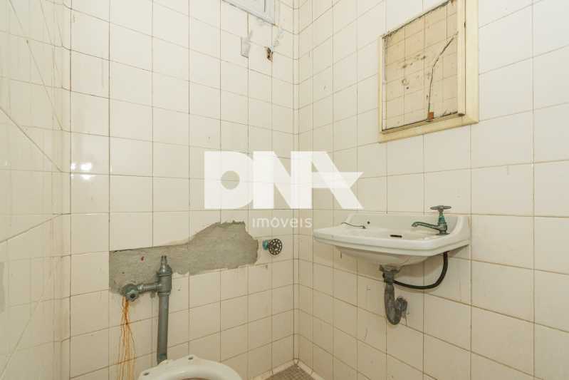 ÁREA DE SERVIÇO - 27