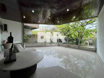 Apartamento reformado; 2 suítes Jardim Oceânico - JOAP20343