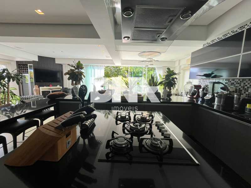 cda04a00-d070-42c1-b869-0260be - 13