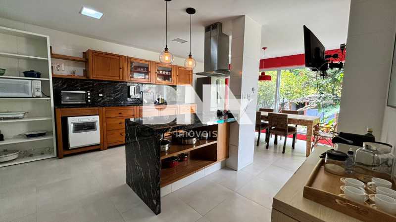 WhatsApp Image 2025-10-23 at 1 - 7