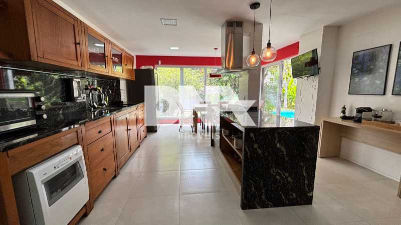 WhatsApp Image 2025-10-23 at 1 - 8