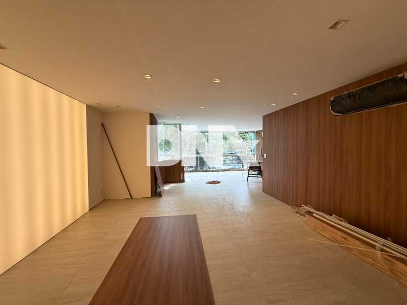 0af1dca1-81f2-415f-b43f-96598b - 2