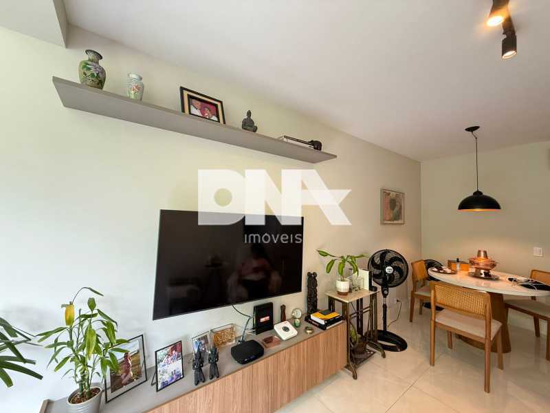 881256e3-e501-47d5-b9a0-7a2eb0 - 6