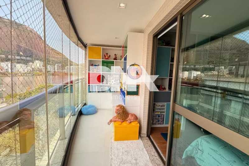 5a8bef86-c25f-421f-98fd-f9279a - 10