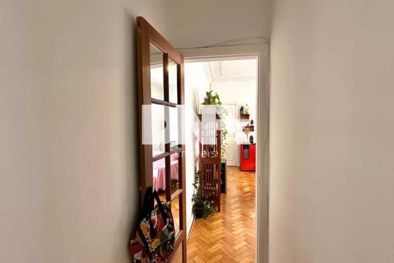 WhatsApp Image 2025-10-24 at 1 - 7