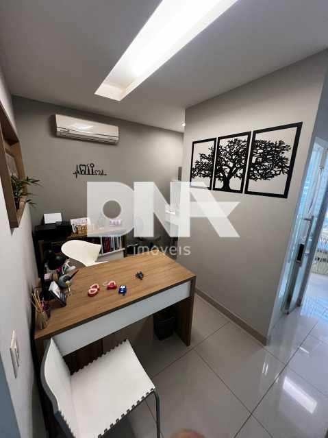 3715d854-79d9-48cd-8f8c-9bf01d - 1