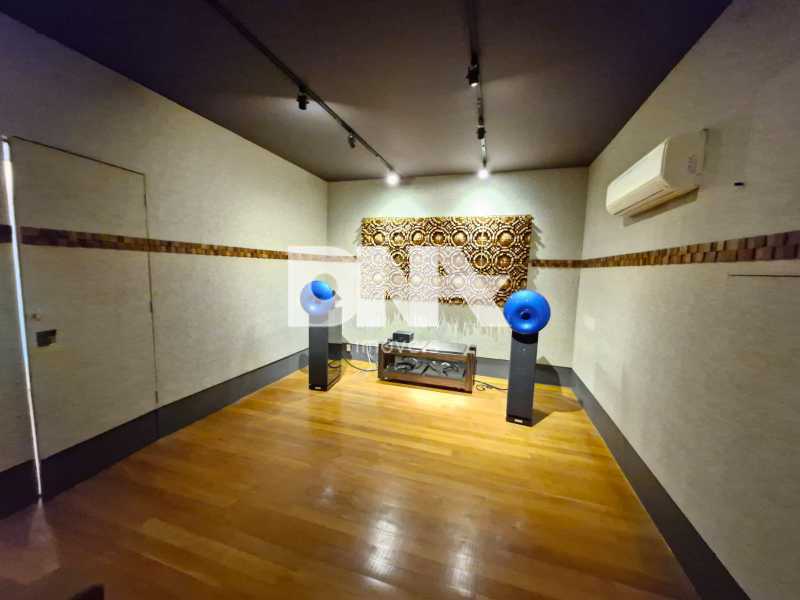 WhatsApp Image 2025-11-27 at 1 - 9